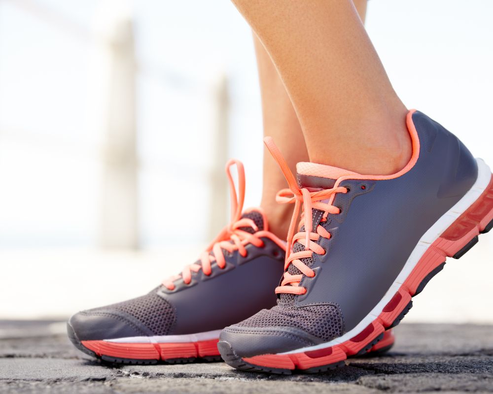5 COMFORTABLE SHOES NURSES CAN RELY ON